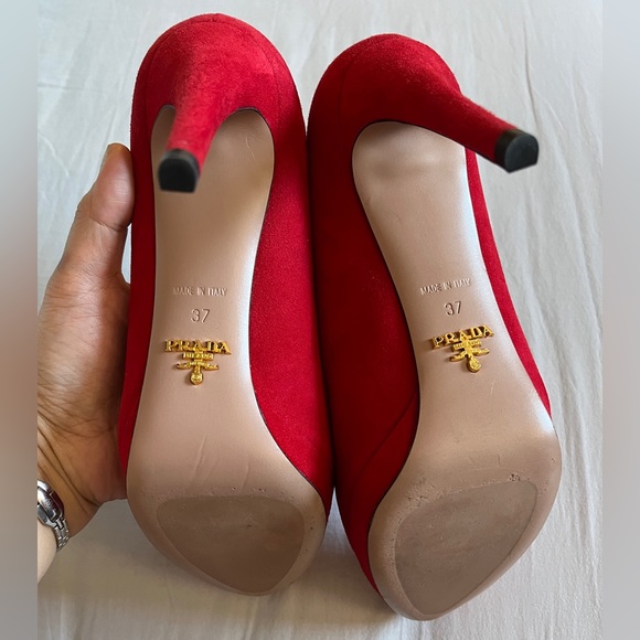 Prada Red Suede Pumps Leather Heel Shoe Sexy Elegant Classic Chic Made in Italy - Picture 7 of 12